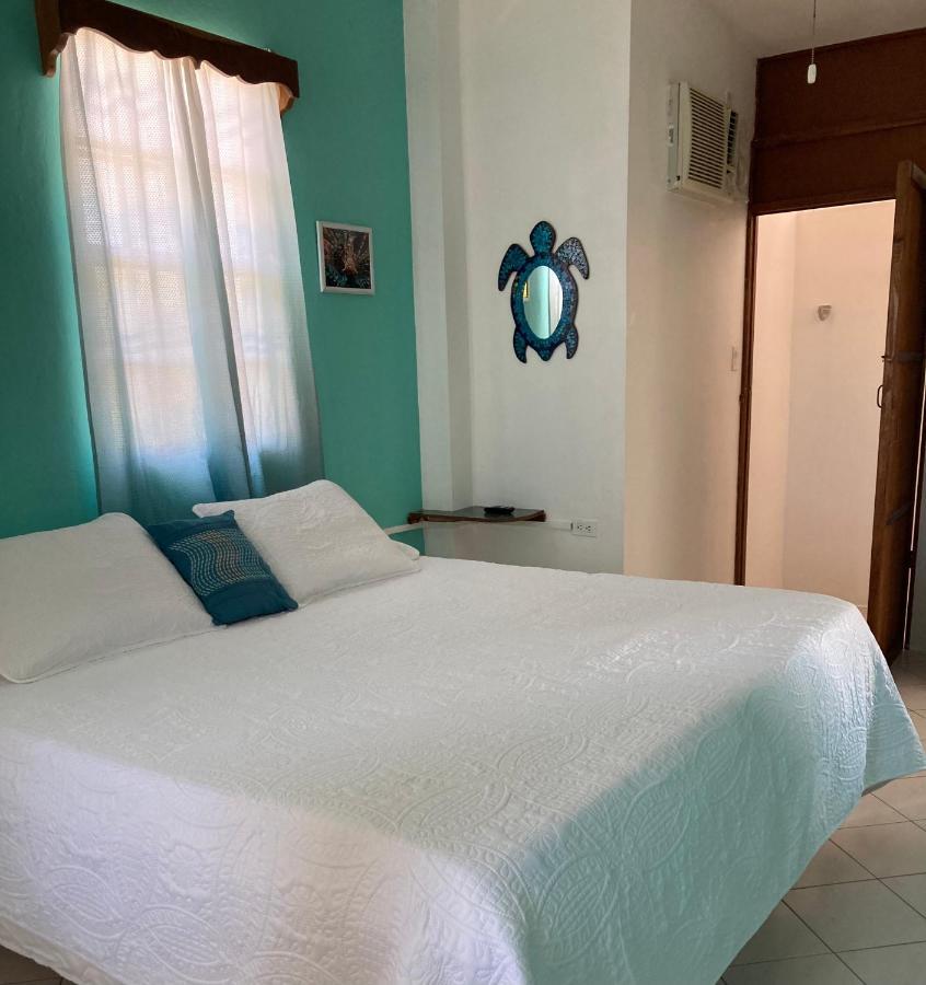 Jaguar Morning Star Hotell Caye Caulker Exteriör bild